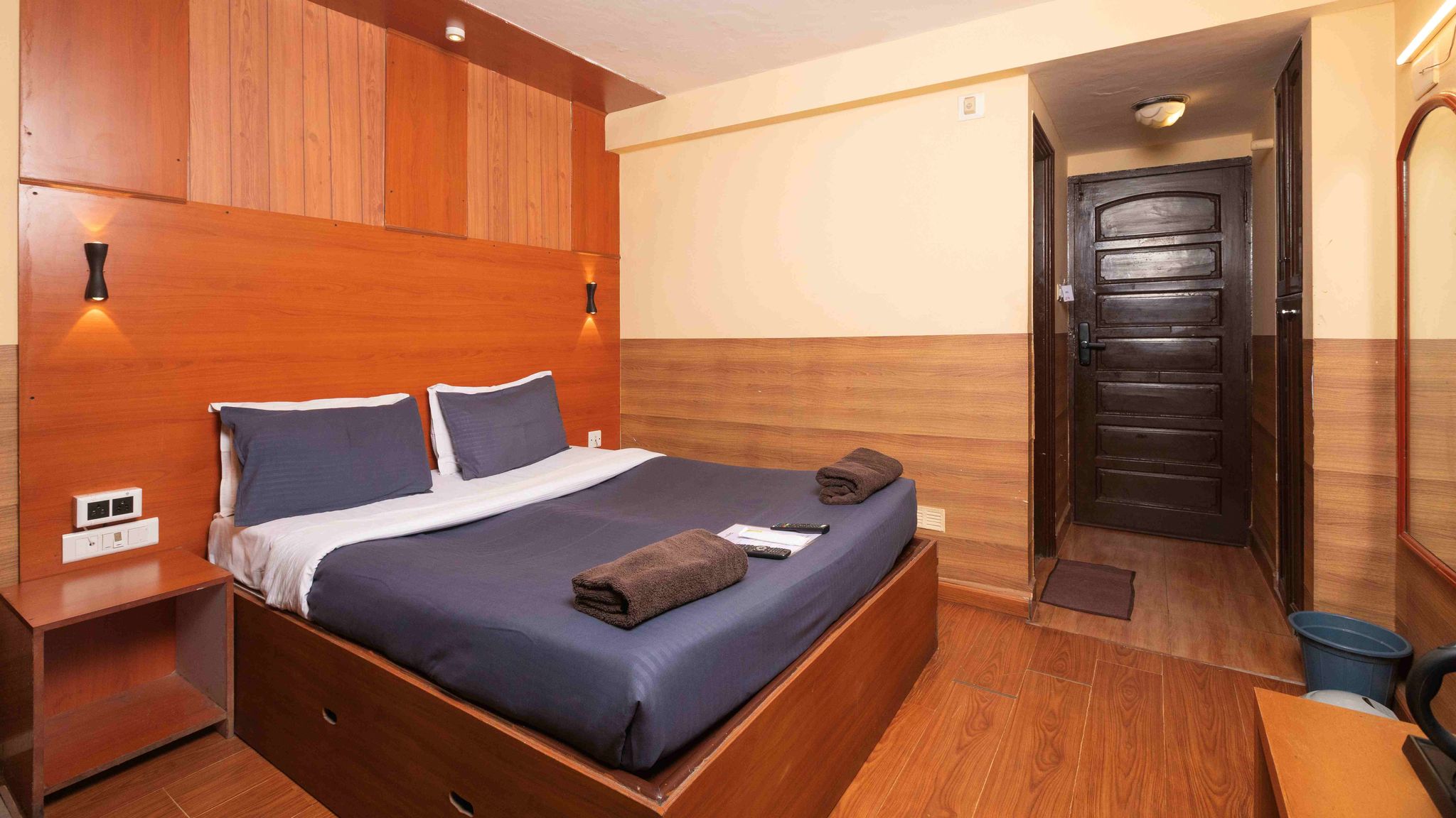 Hotel Khems Economy Room (Rear Side - Non View) 16