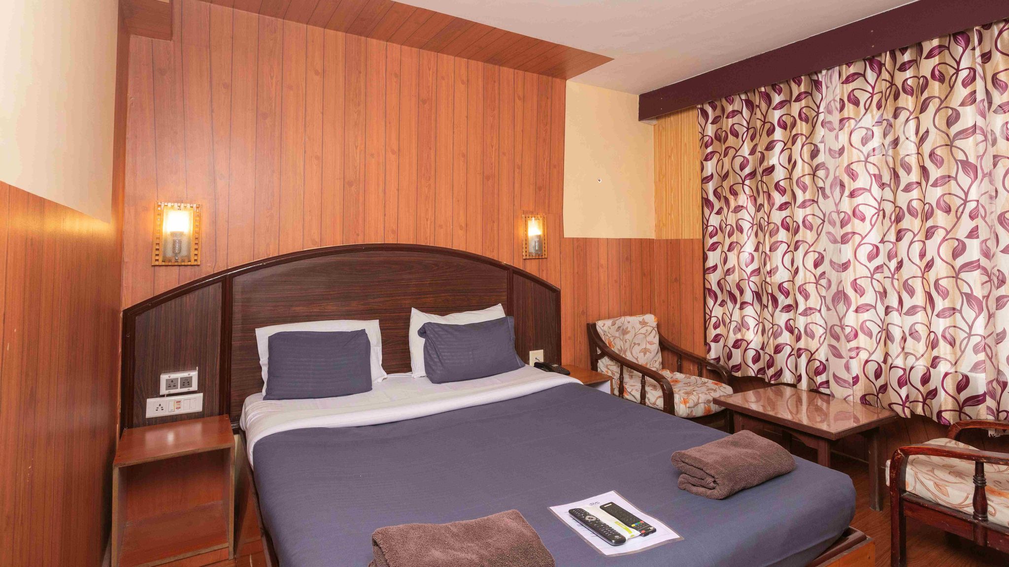 Hotel Khems Economy Room (Rear Side - Non View) 5