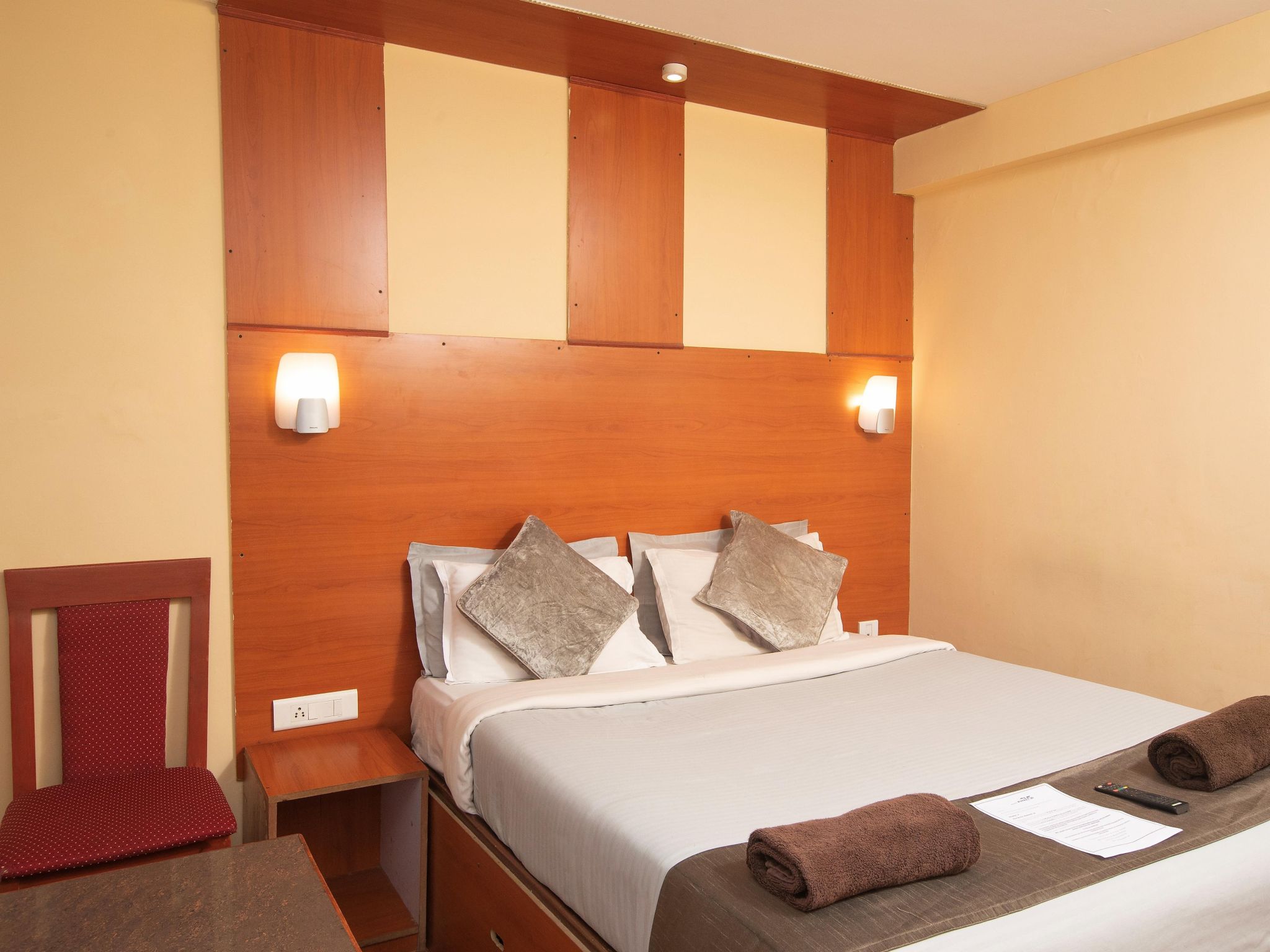 Hotel Khems Economy Room (Rear Side - Non View) 9