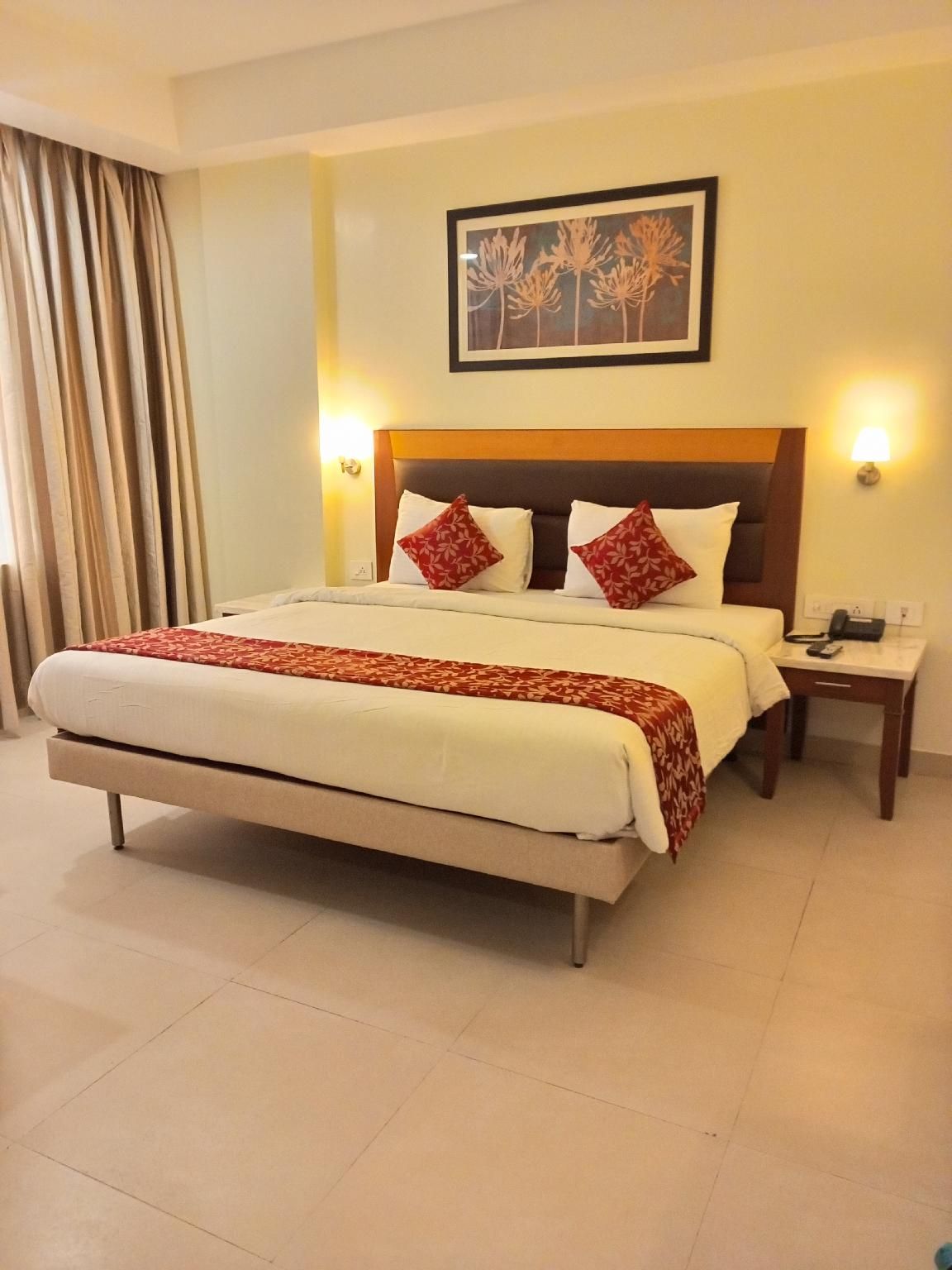 Anukulas Residency - Vellore Executive City View Double Room