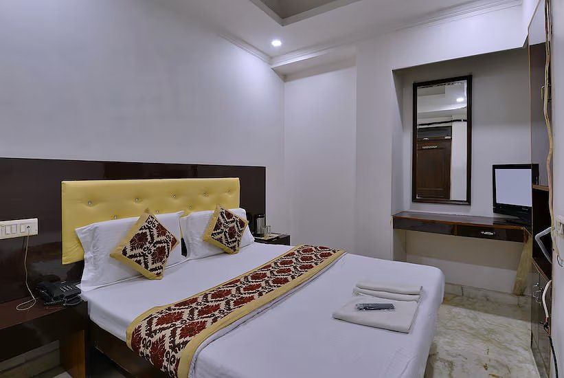 Executive Room with Free Wi-Fi -Local ID Accepted