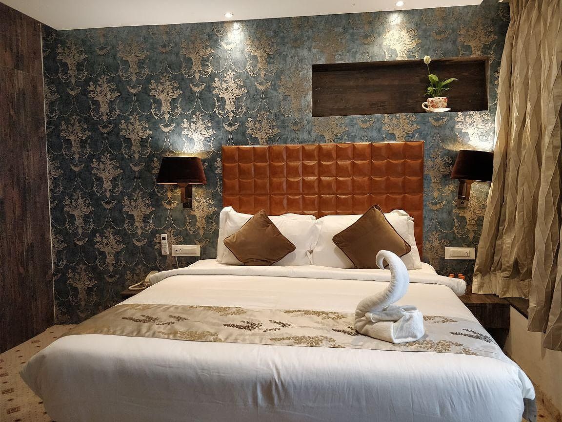 Executive Suite Room 