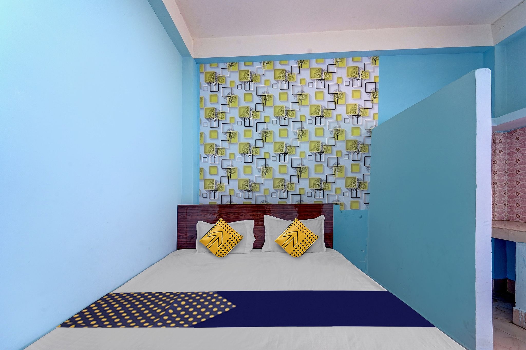 Hotel O Home Trimurti guest house Classic 4