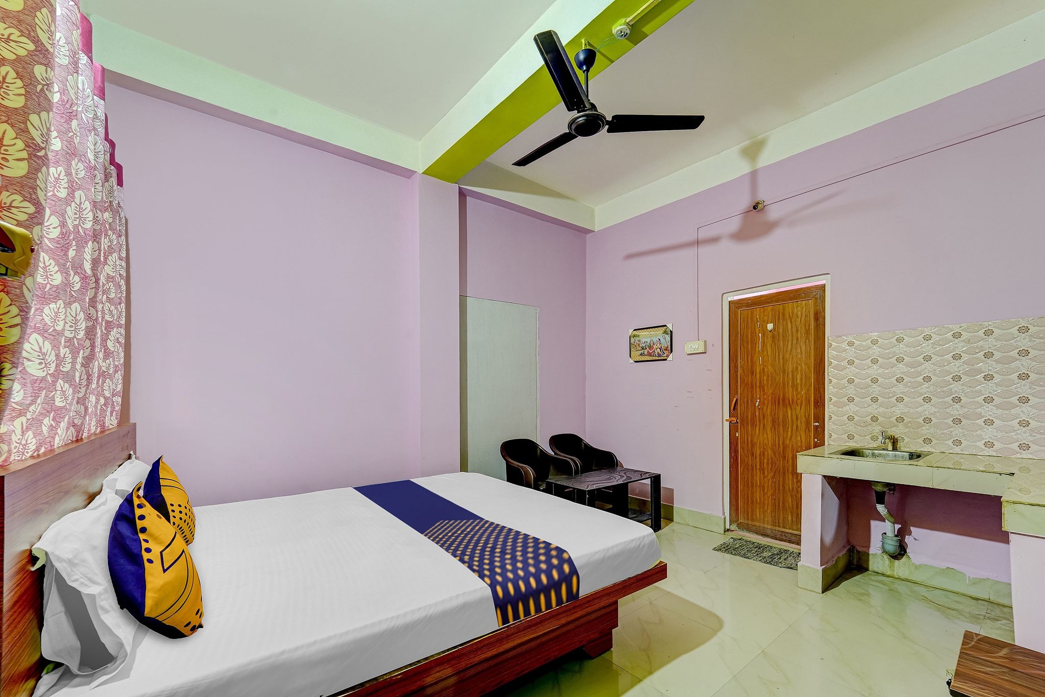 Hotel O Home Trimurti guest house Classic 3