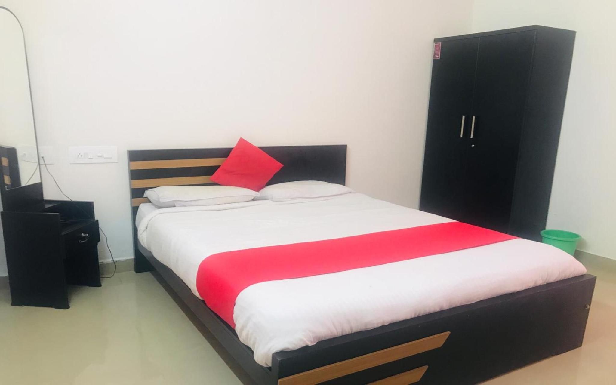 Staymaker Green Valley Residency Budget Double Non AC 3