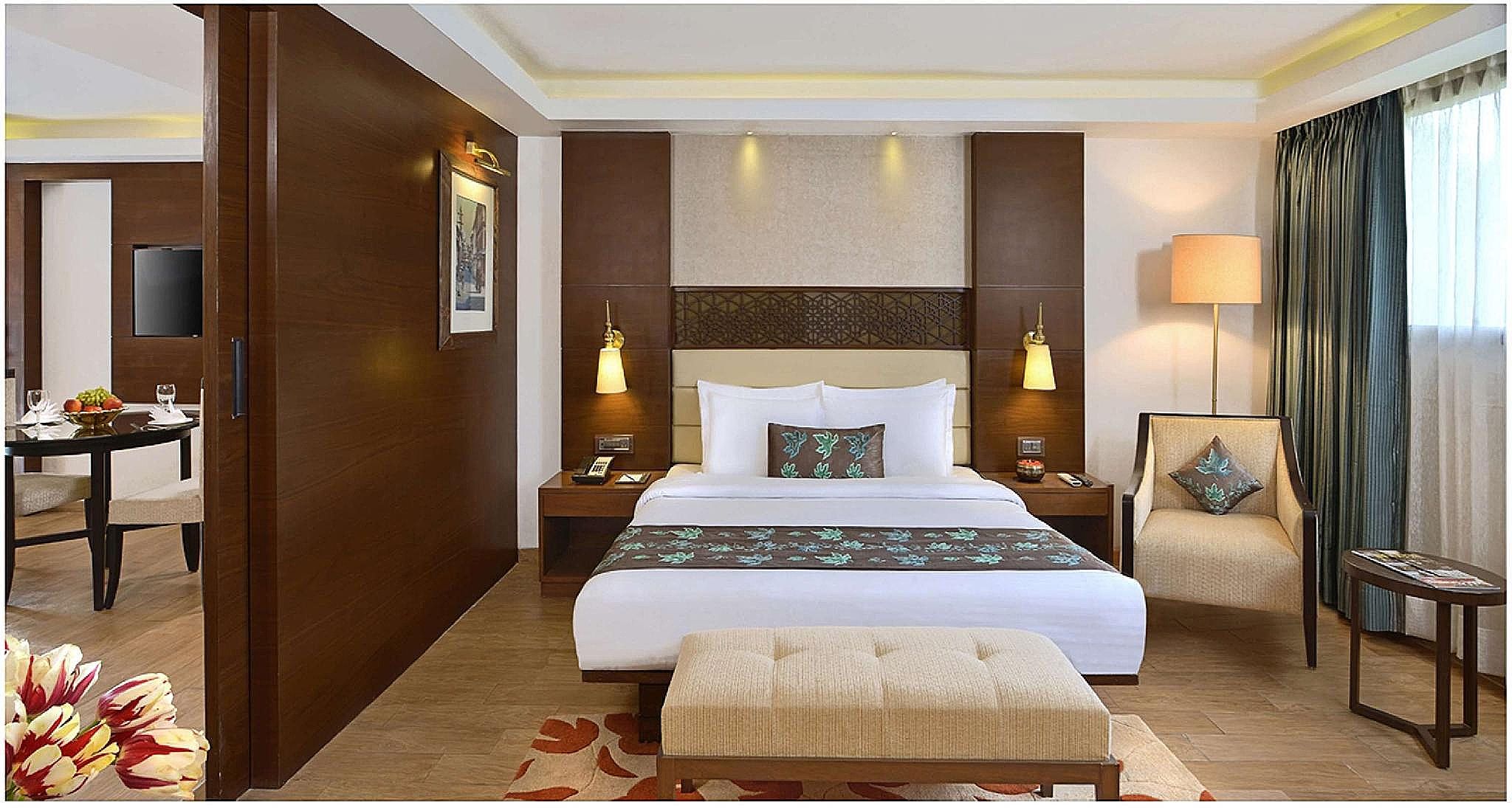 R.K. Sarovar Portico Srinagar Premium Room