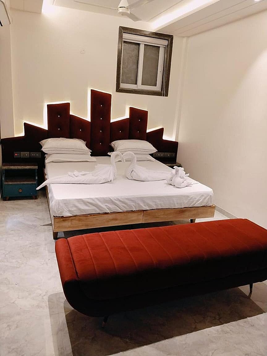 Business Deluxe AC Room