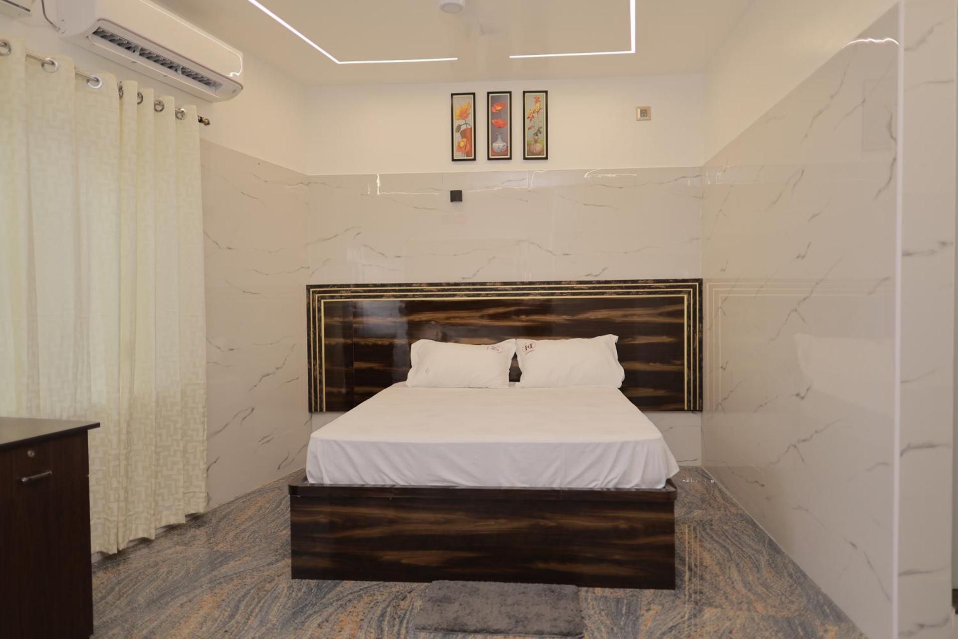 Deluxe Executive Room