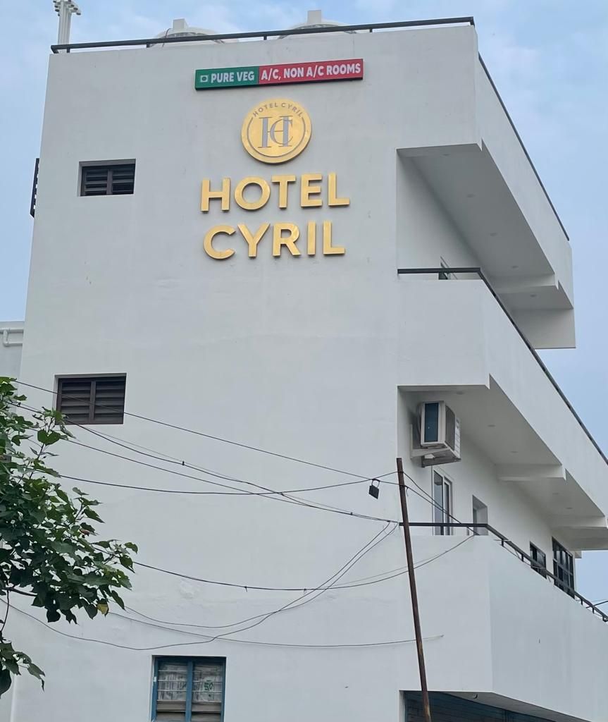 Hotel Cyril