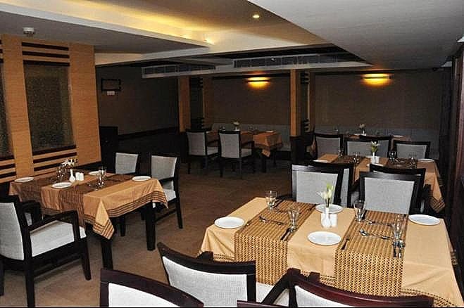 Food & Dining