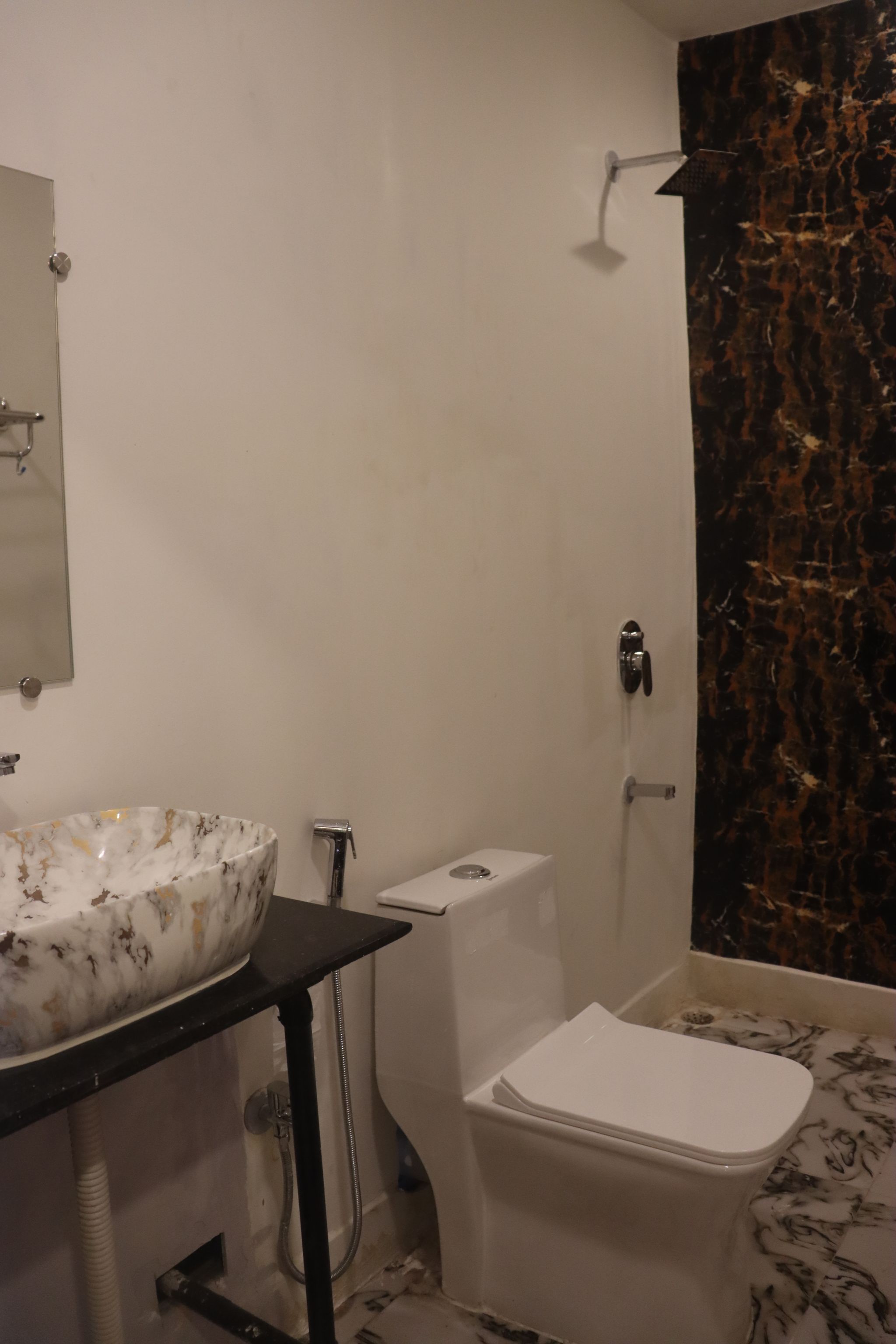 image_4273843_4f48348d-b85b-442a-b77a-2b012d09aae2