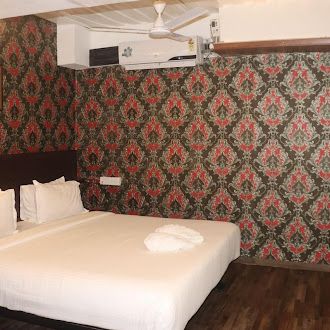 Da Beach Box Pub & Resort Deluxe Room