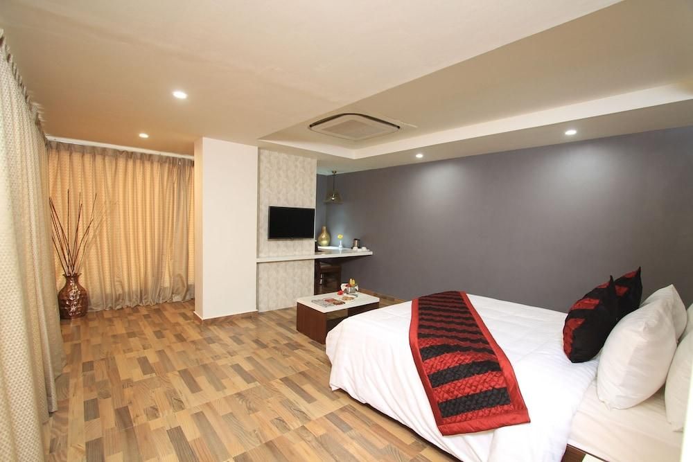 Executive Accessible King Bed Room