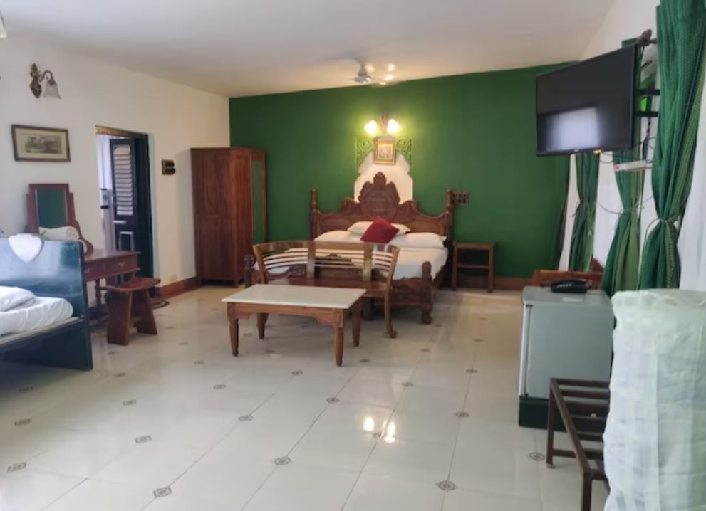 Estate Suite