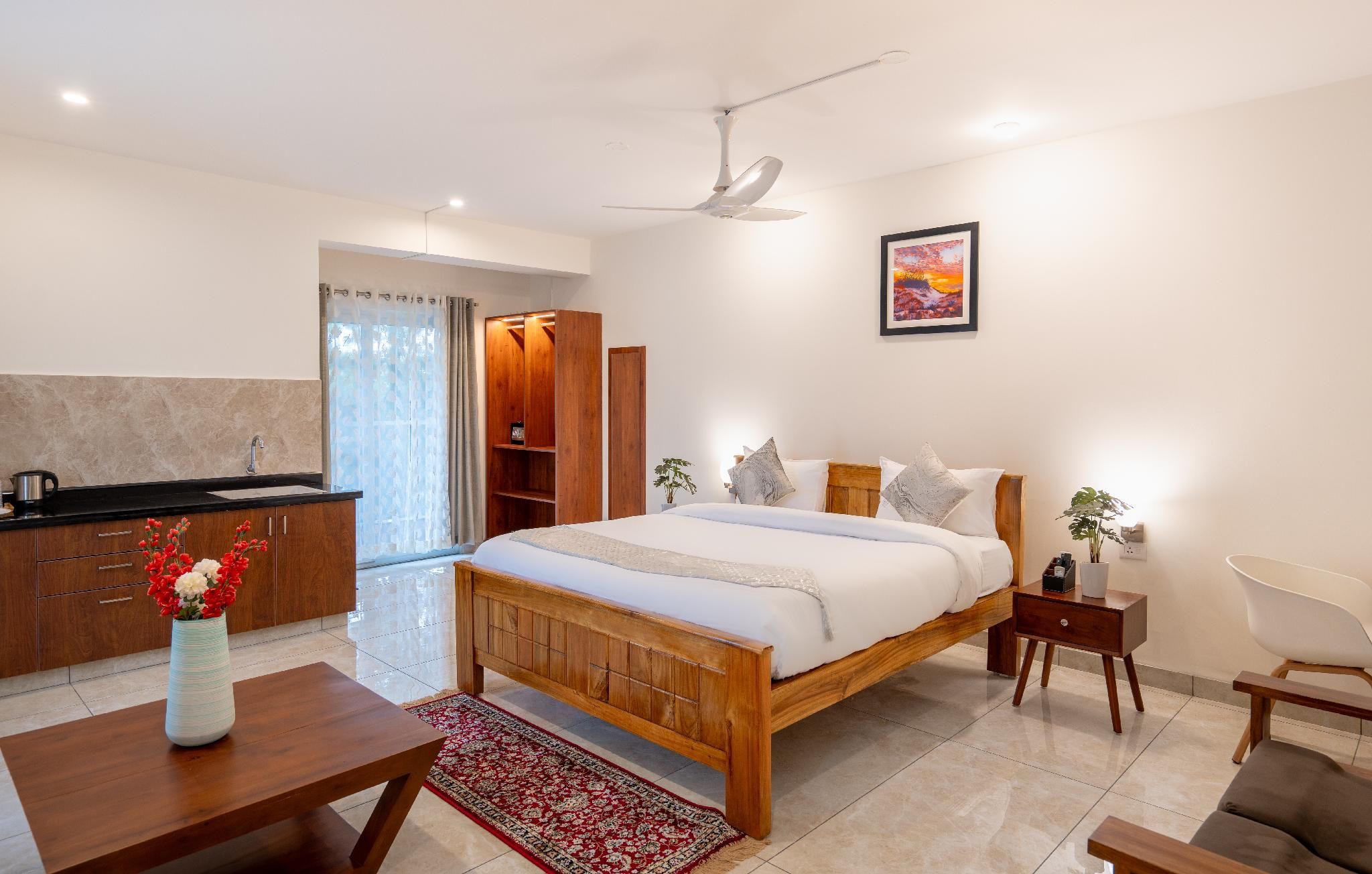 The Silver Chimes Suites Superior Room 9