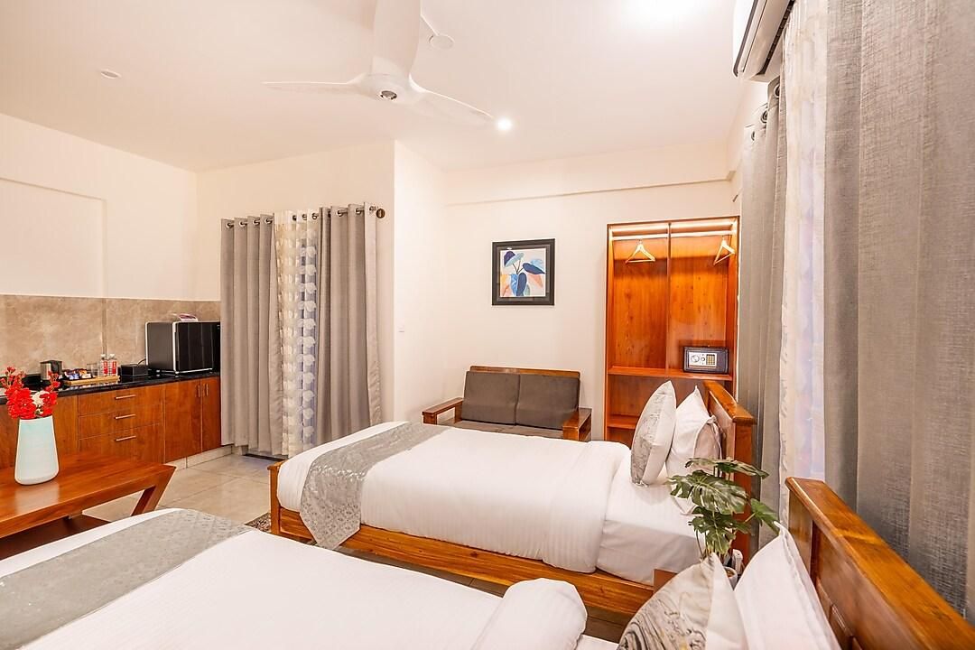 The Silver Chimes Suites Superior Room 8