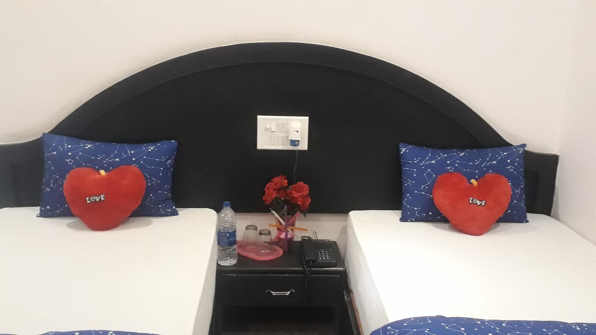 Double Bed (Attached Bathroom)