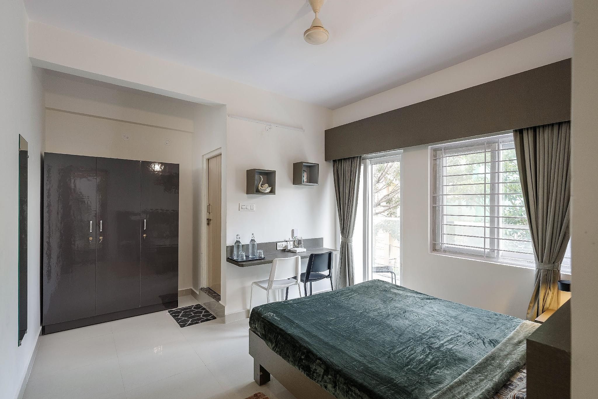 Superior Queen Room with Balcony