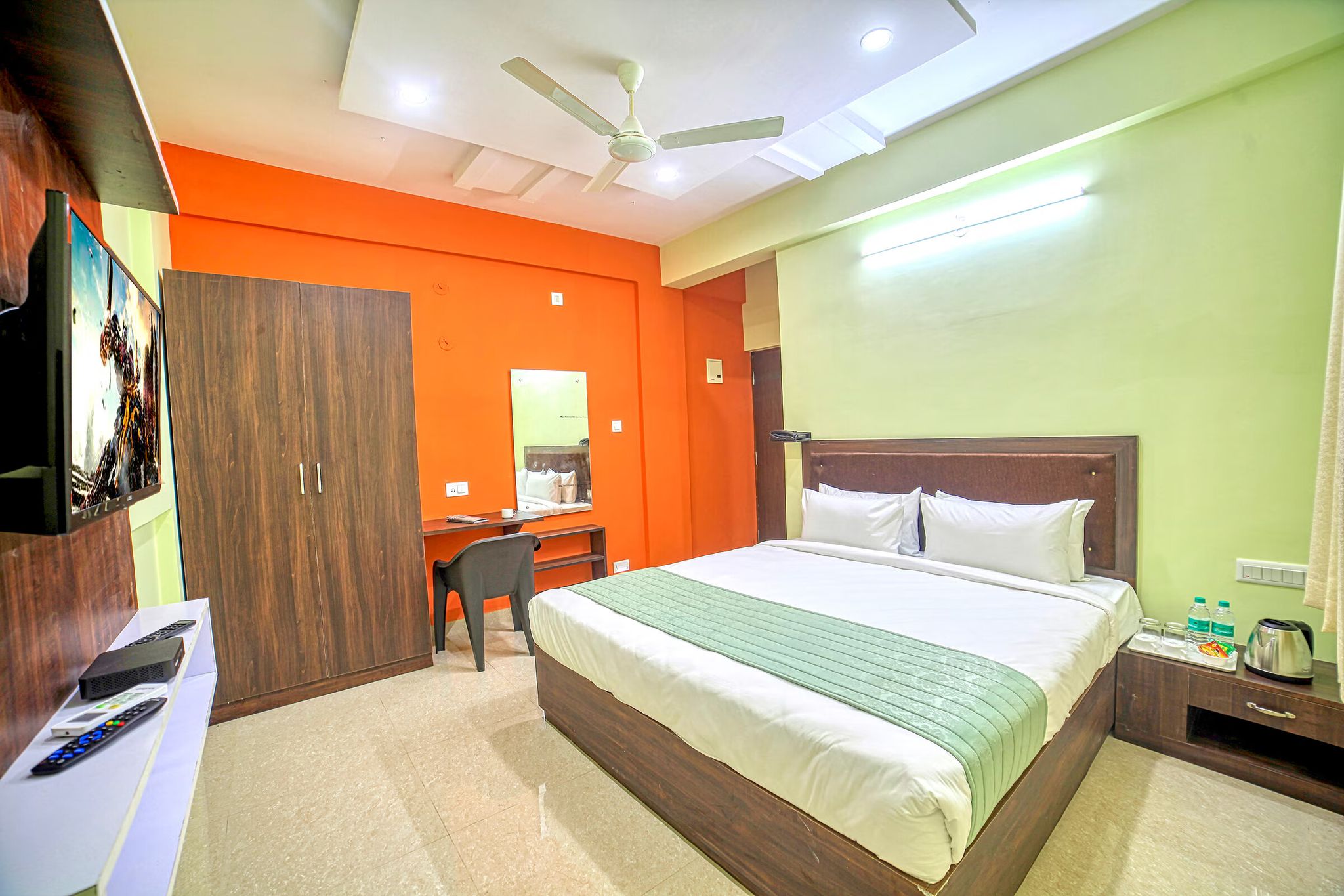 SuperiorRoom