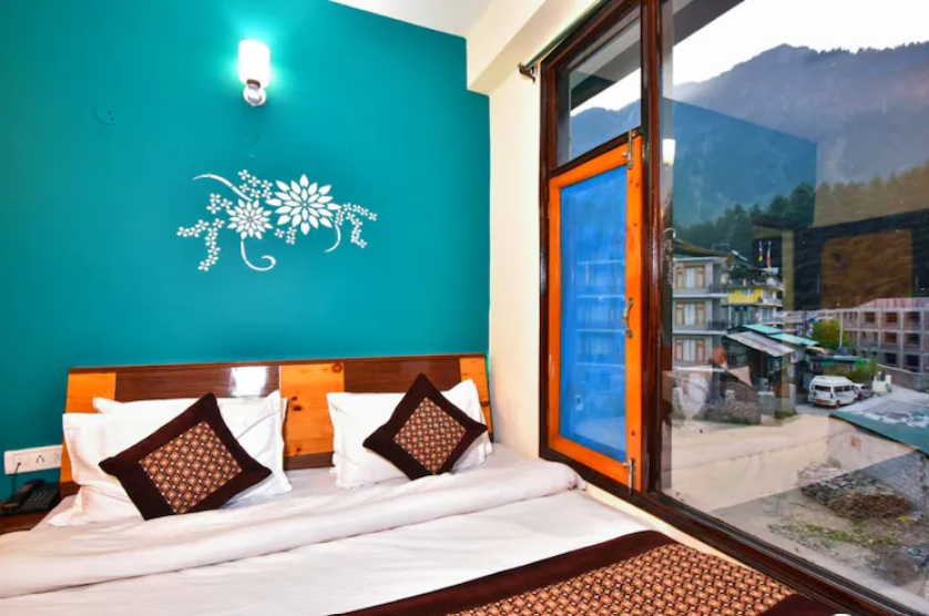 Hotel Him Regency By MSR Hotels & Resorts Deluxe Room 2