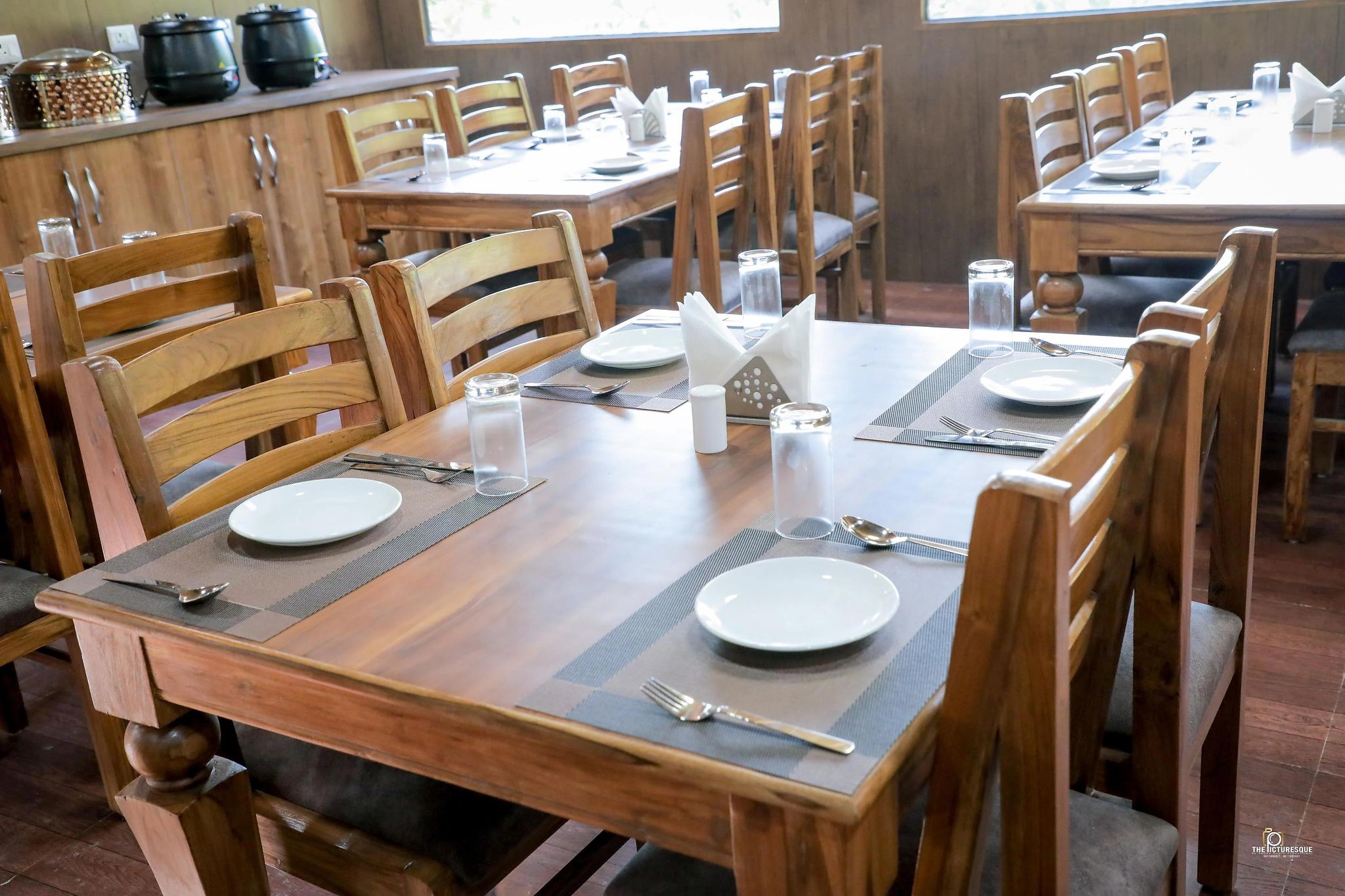 Food & Dining