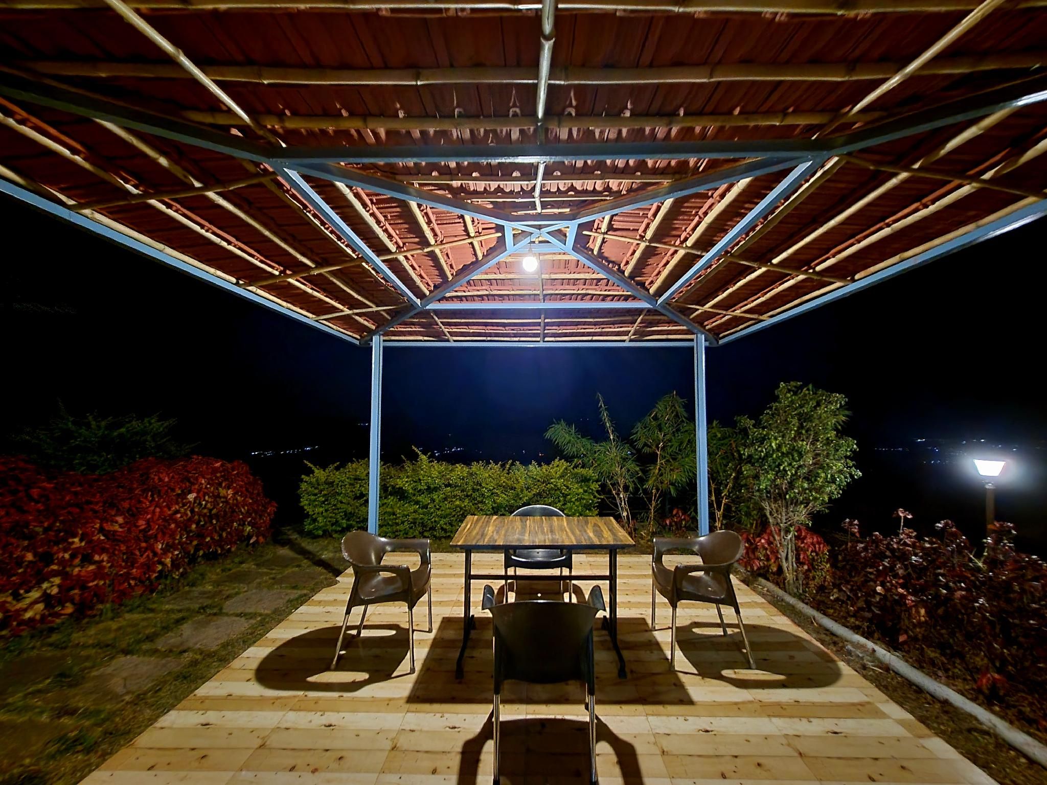 restaurant (private room)