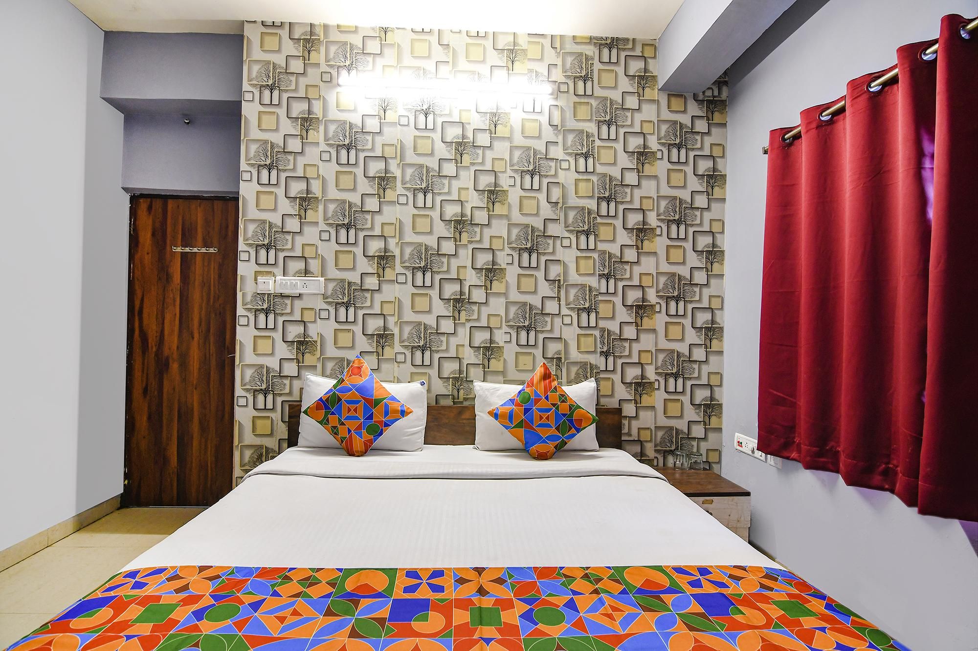 FabExpress Westin Palaza Deluxe Room 3