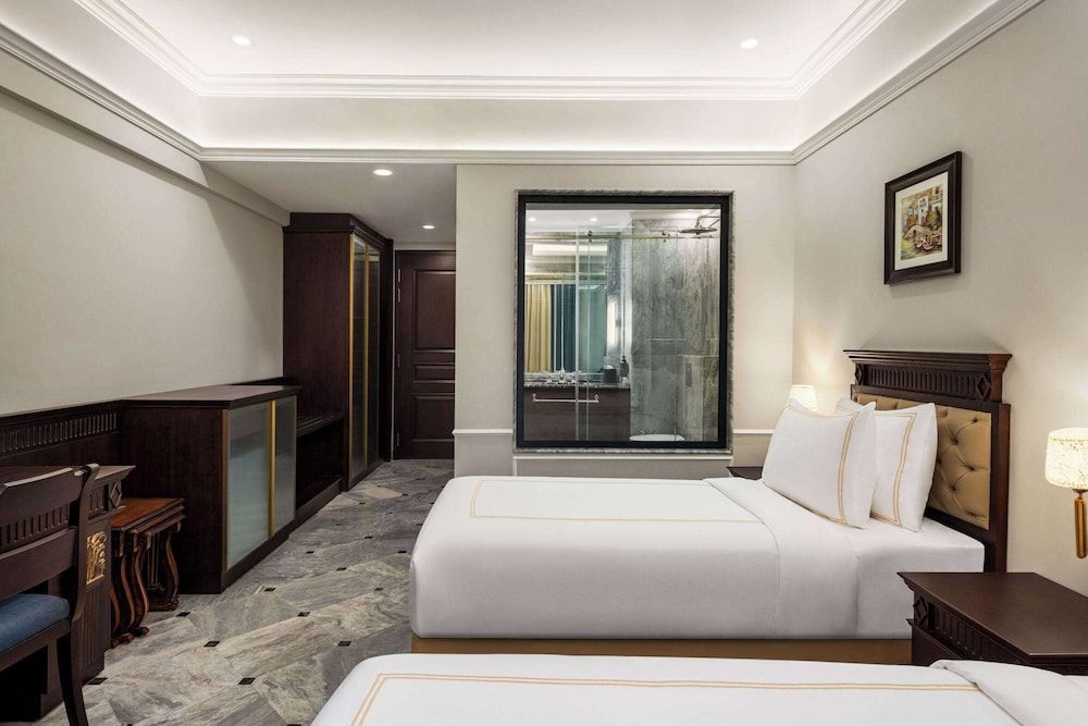 Ramada by Wyndham Goa Vagator Deluxe Room, 2 Twin Beds, Pool View 4