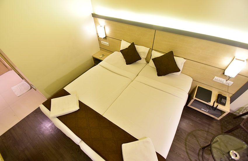 South Coast Standard Room 2