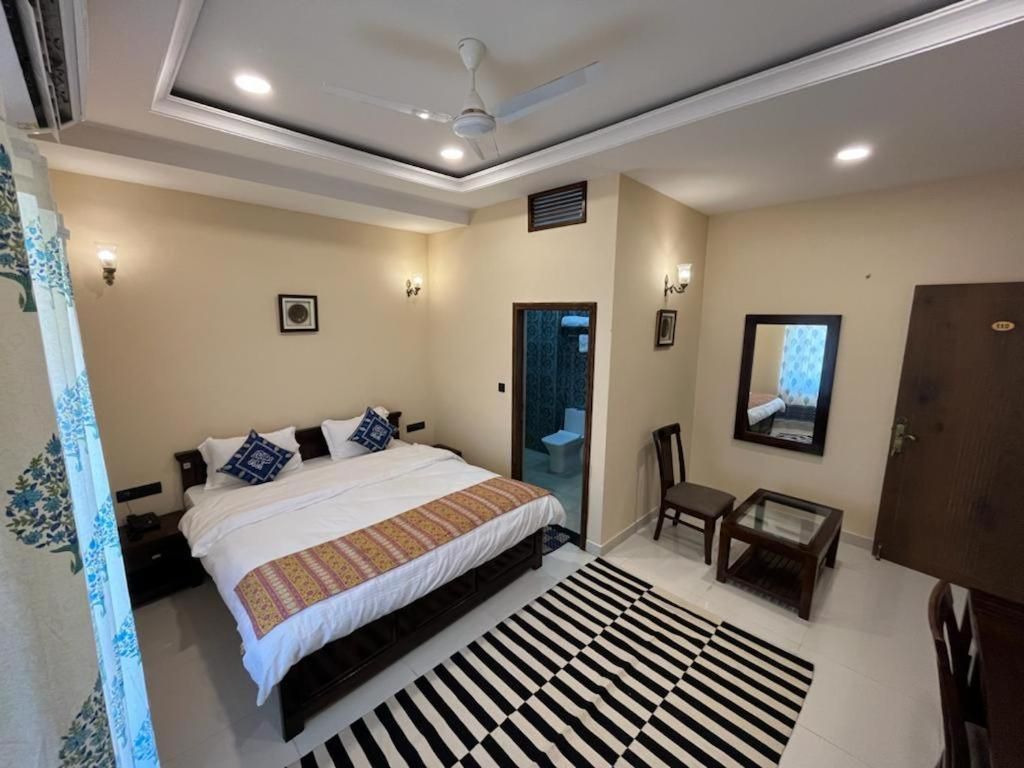Deluxe Suite Room