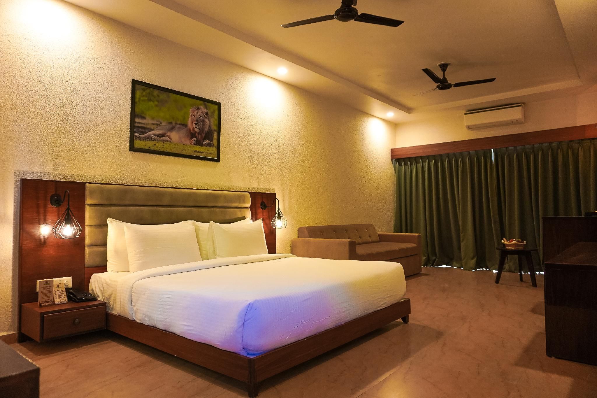 Classic Luxury Room