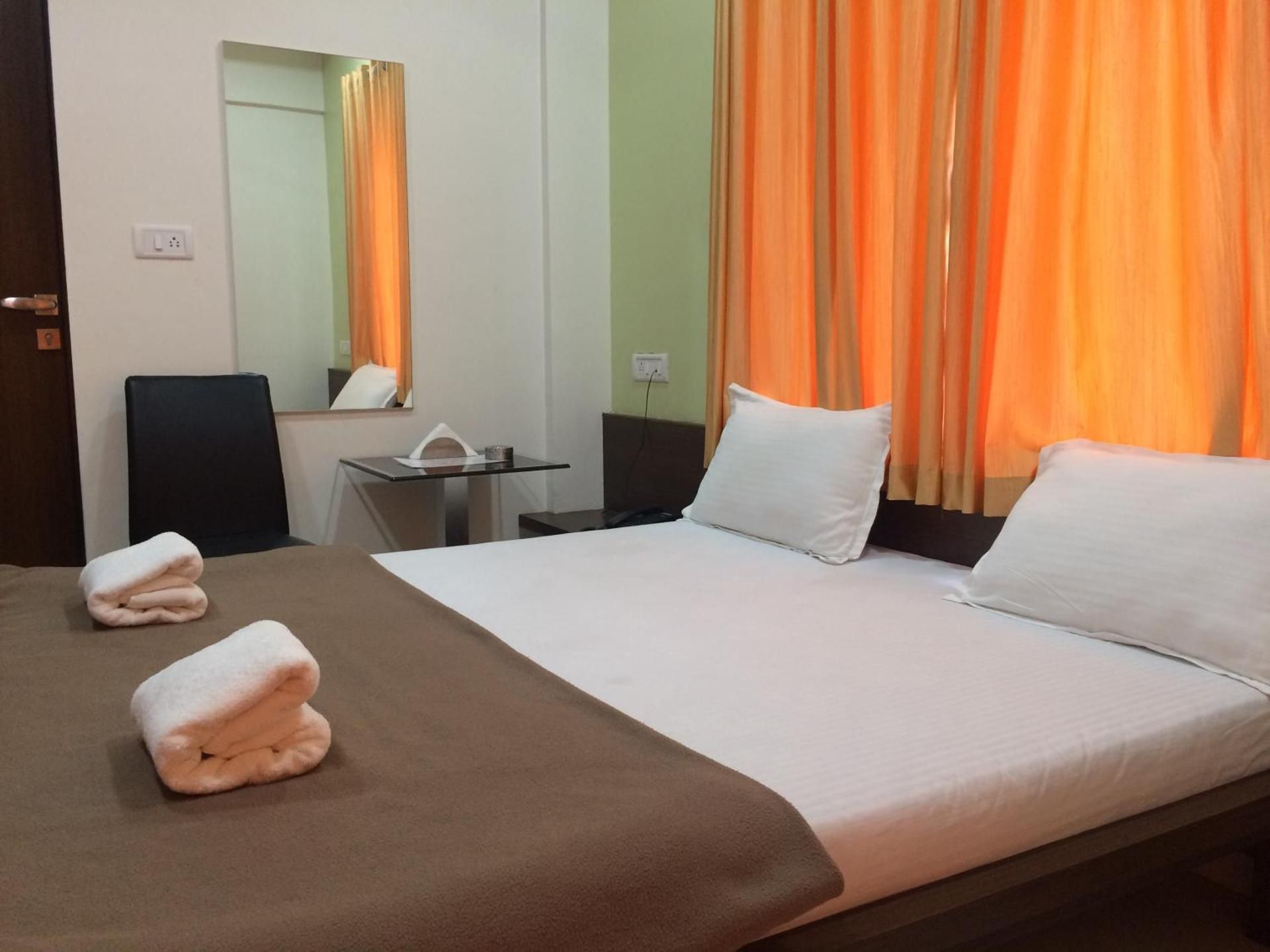 Non AC Deluxe Double Room