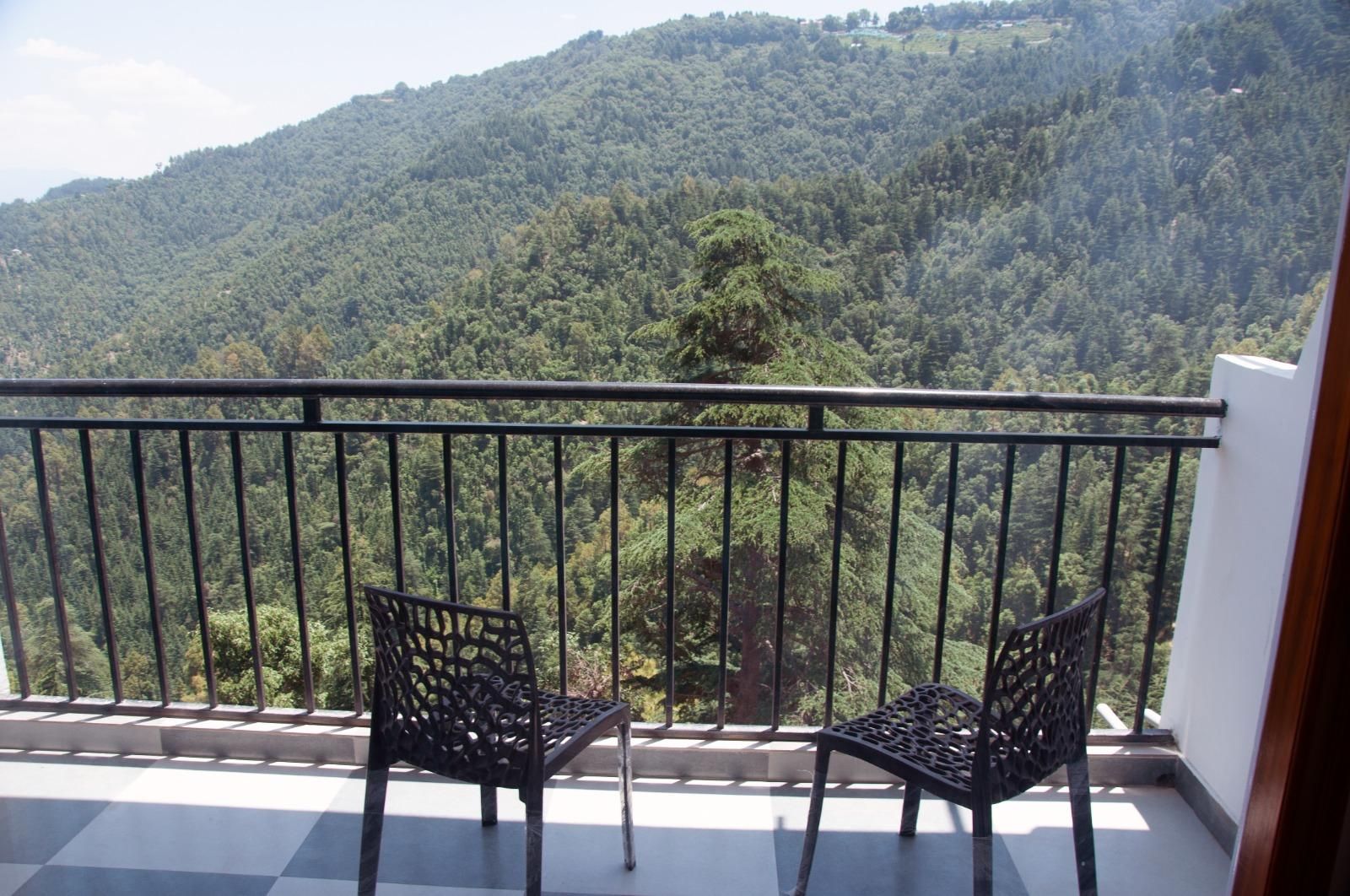Summer Hill Resort Standard Room 4
