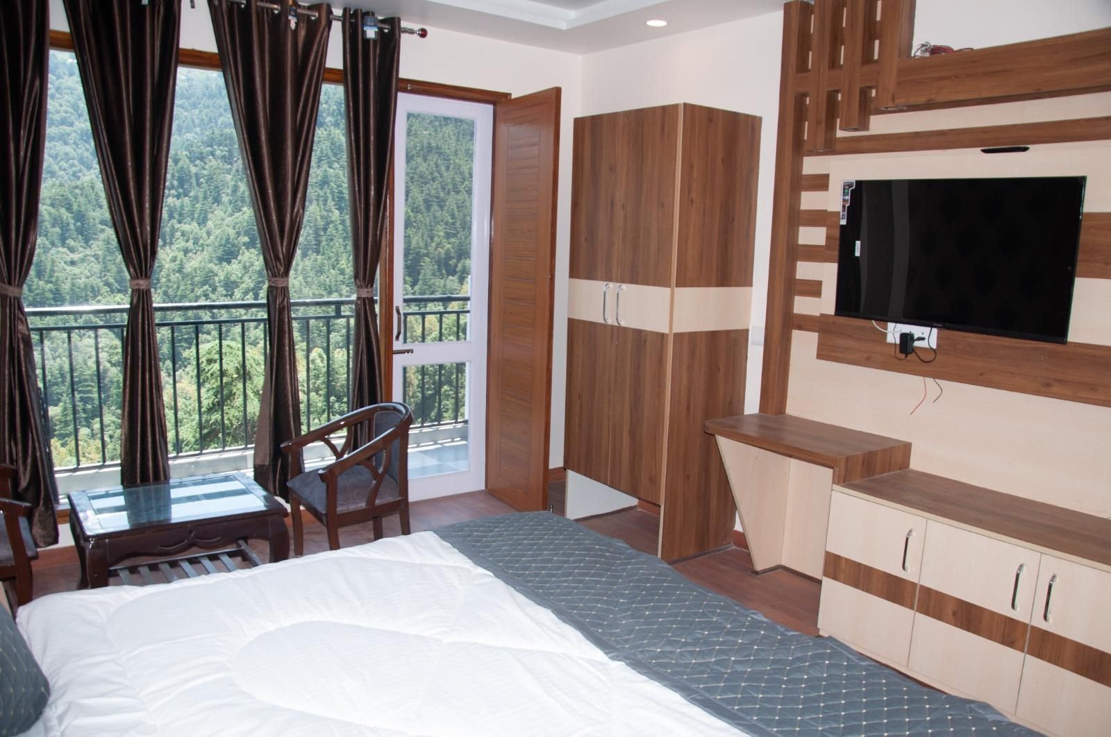 Summer Hill Resort Standard Room 3