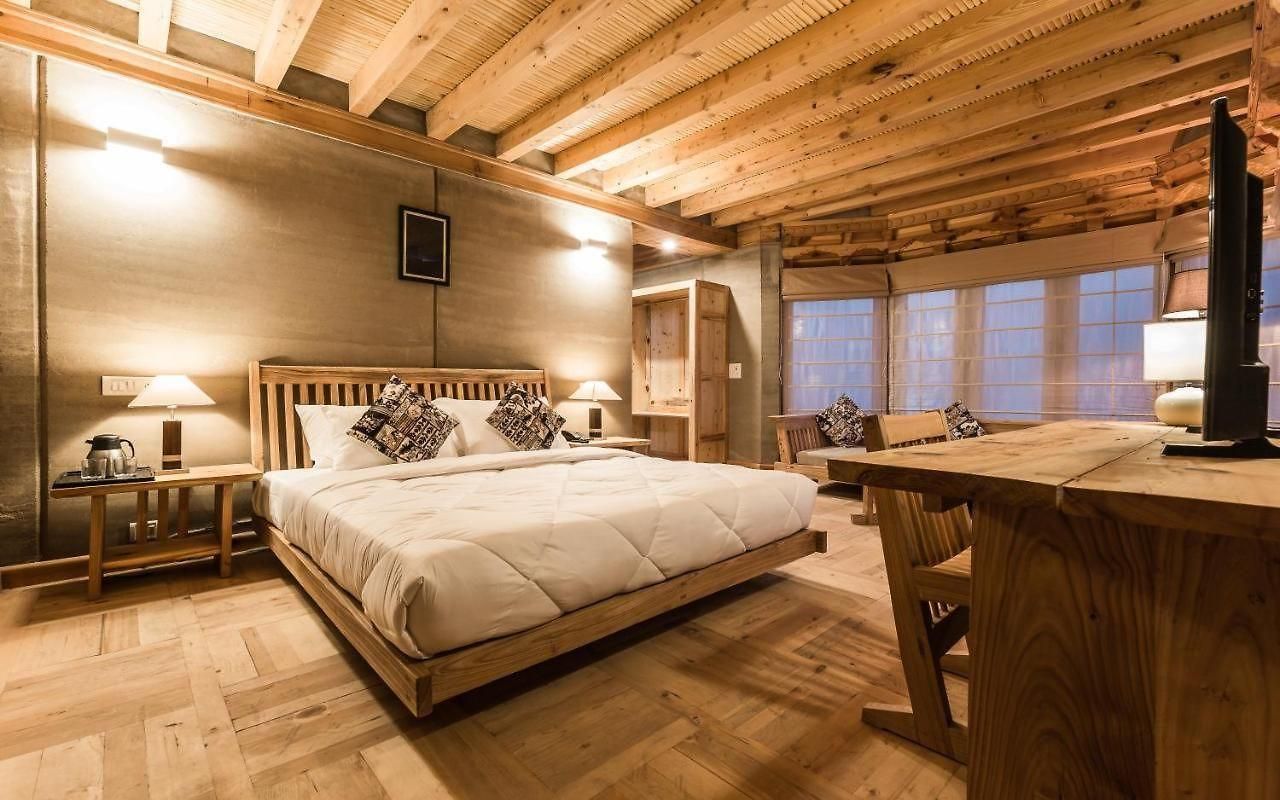 Rgyalung Cabin