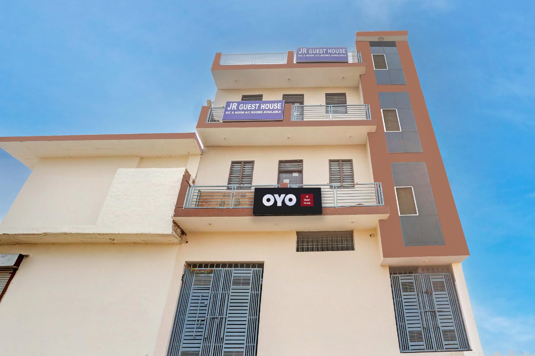 Hotel O JR GUEST HOUSE