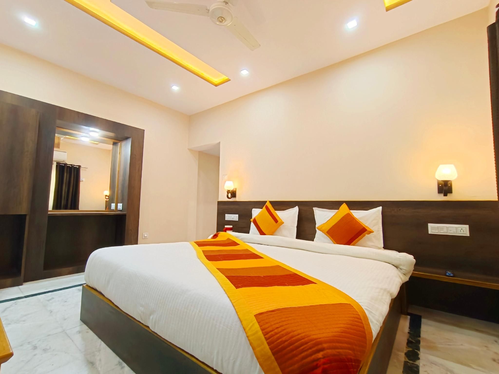 Shelter The Homestay Deluxe Non- Air Conditioning Room 2