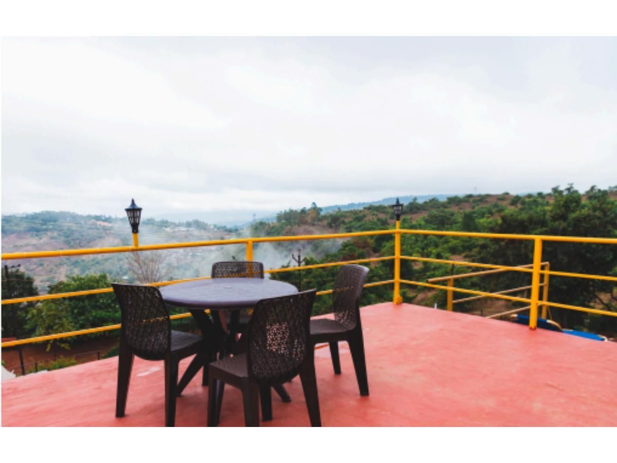 Exotica De Swiss Tent Room 2