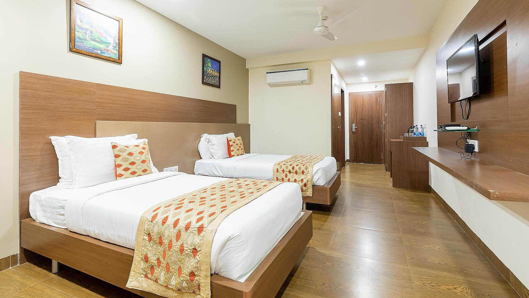 Monk's Nirvanaa Hotel & Resort Double Room 3