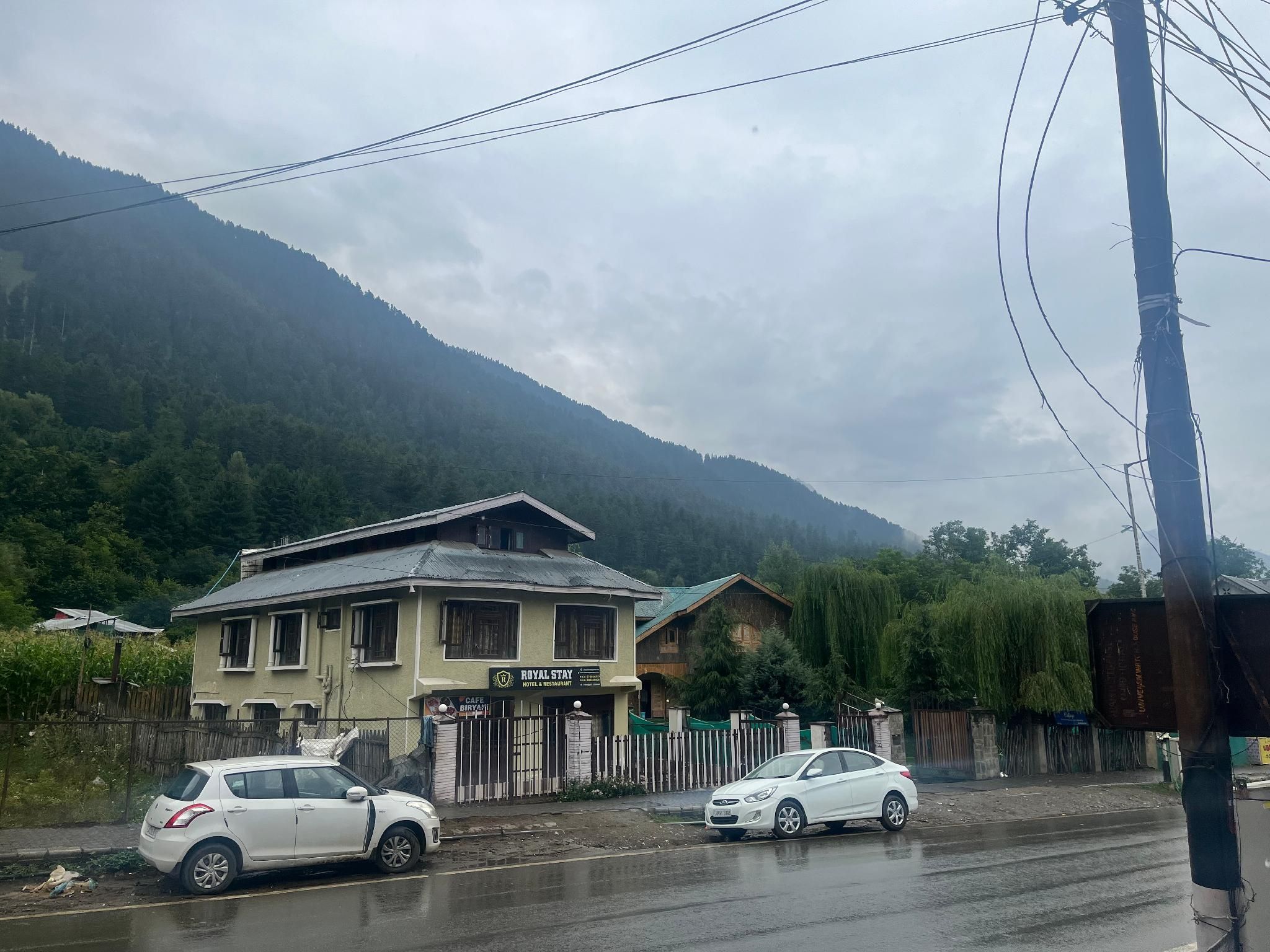 Jahangir cottage Pahalgam