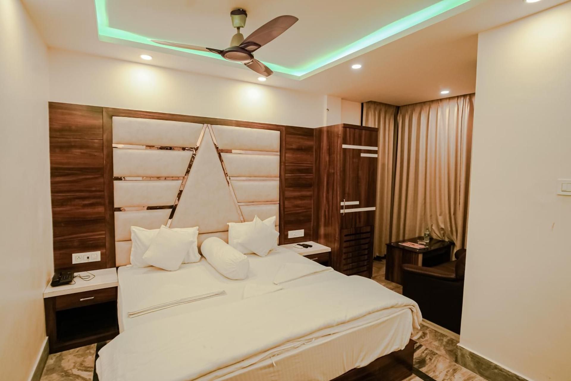 Deluxe Double Side Sea View