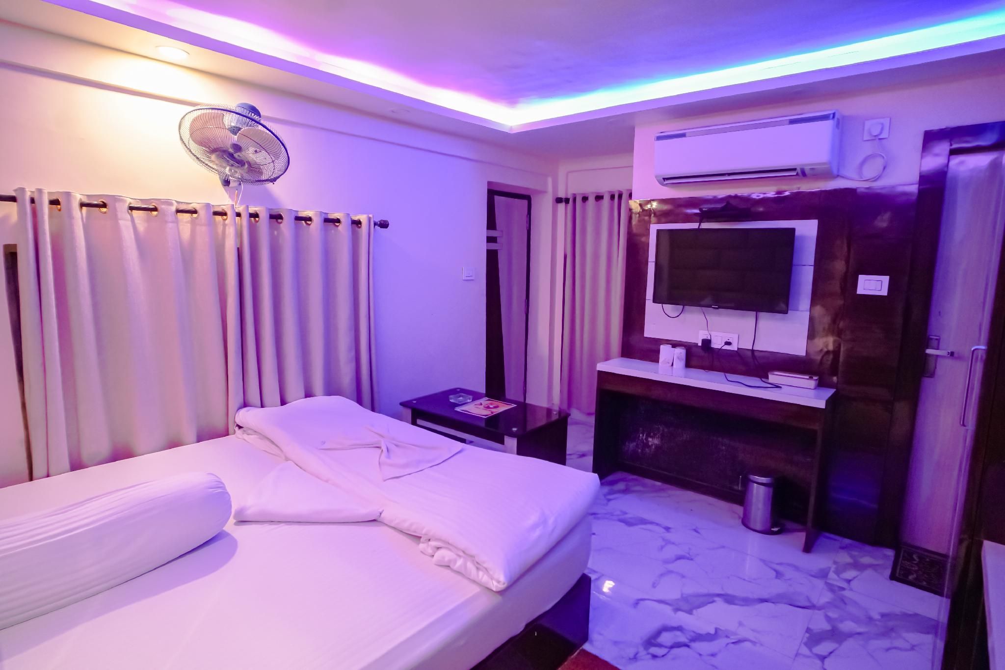 Deluxe Double Room Garden View