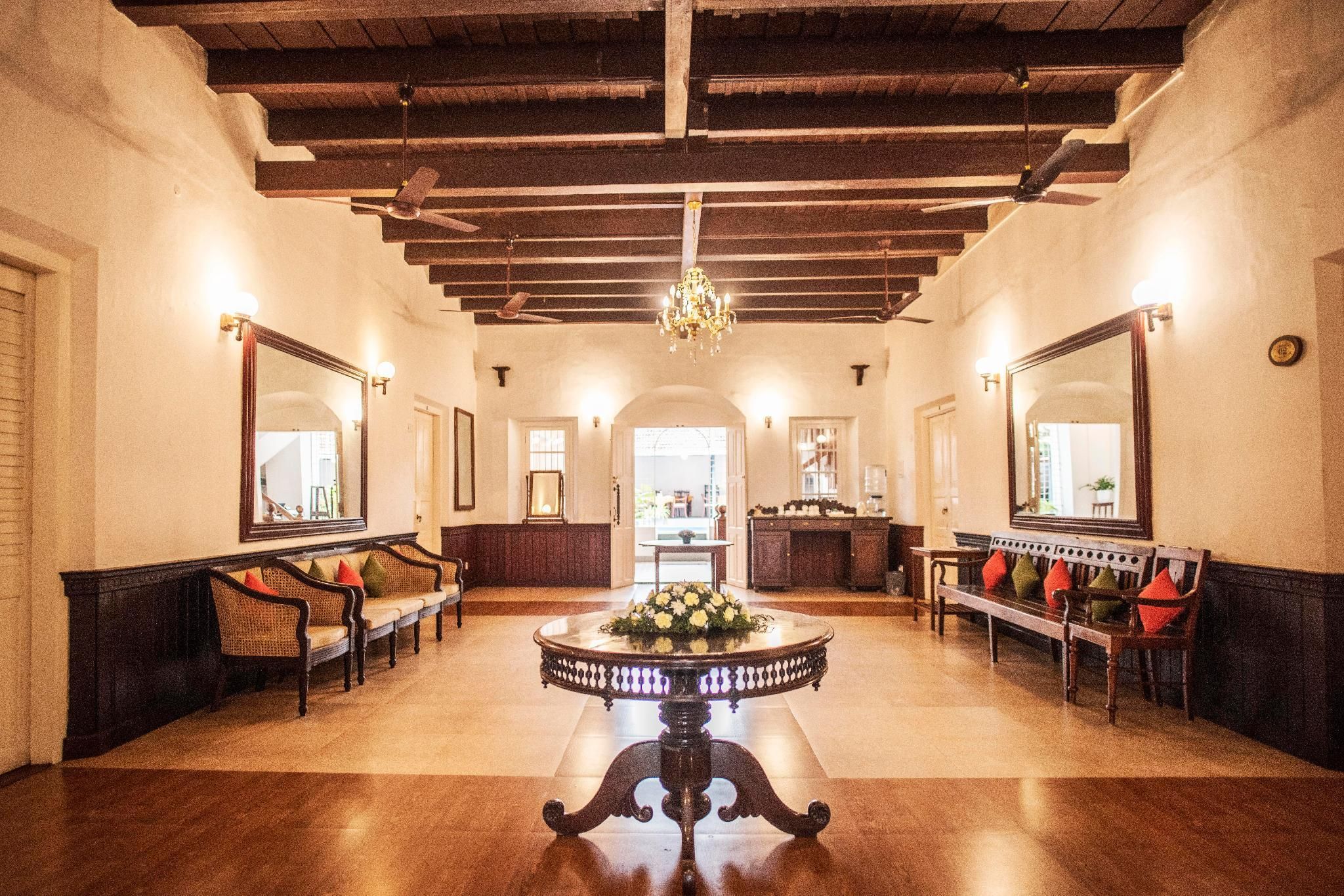 Shared lounge/TV area