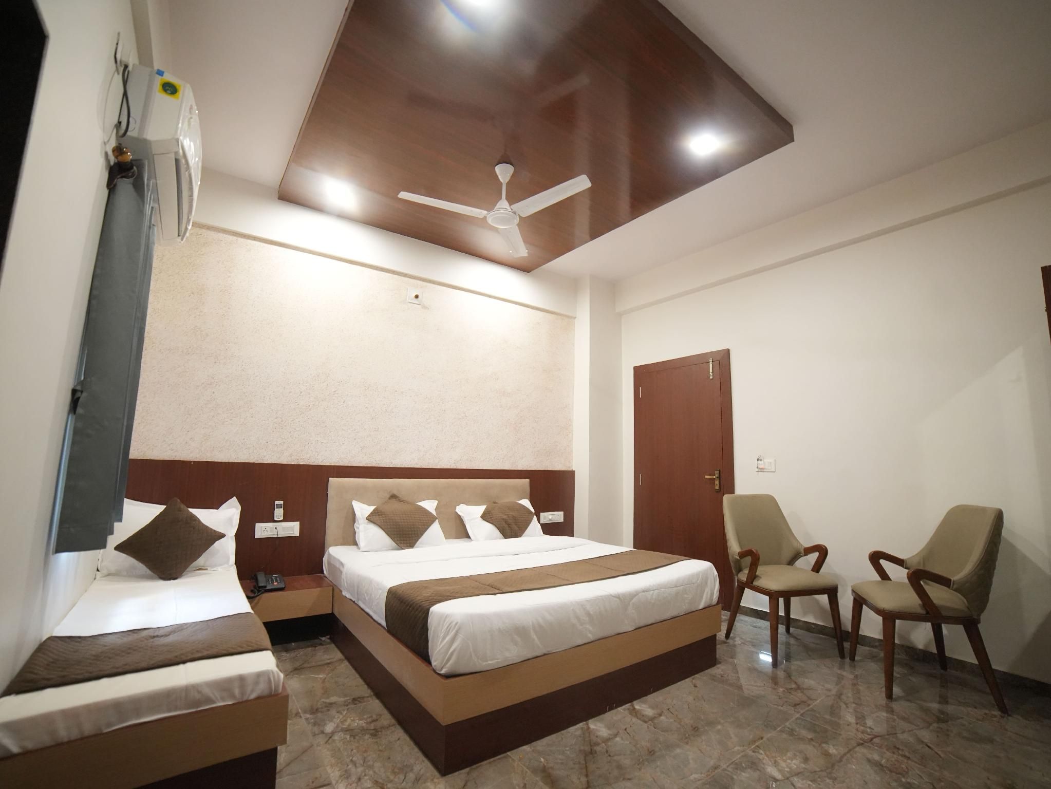 Super Deluxe Air Conditioining Room