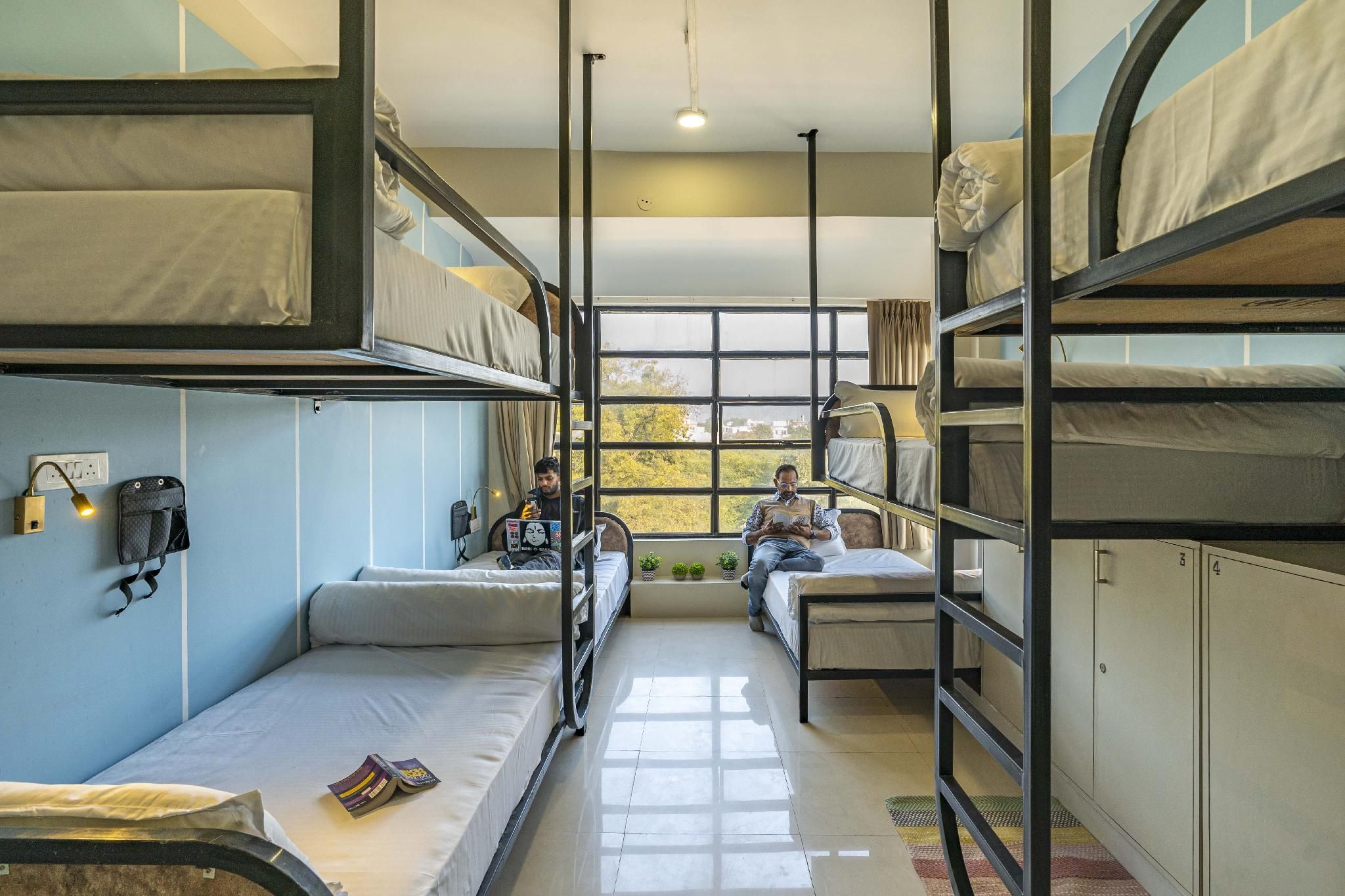 1 Person in 6-Bunk Bed Dormitory - Mixed