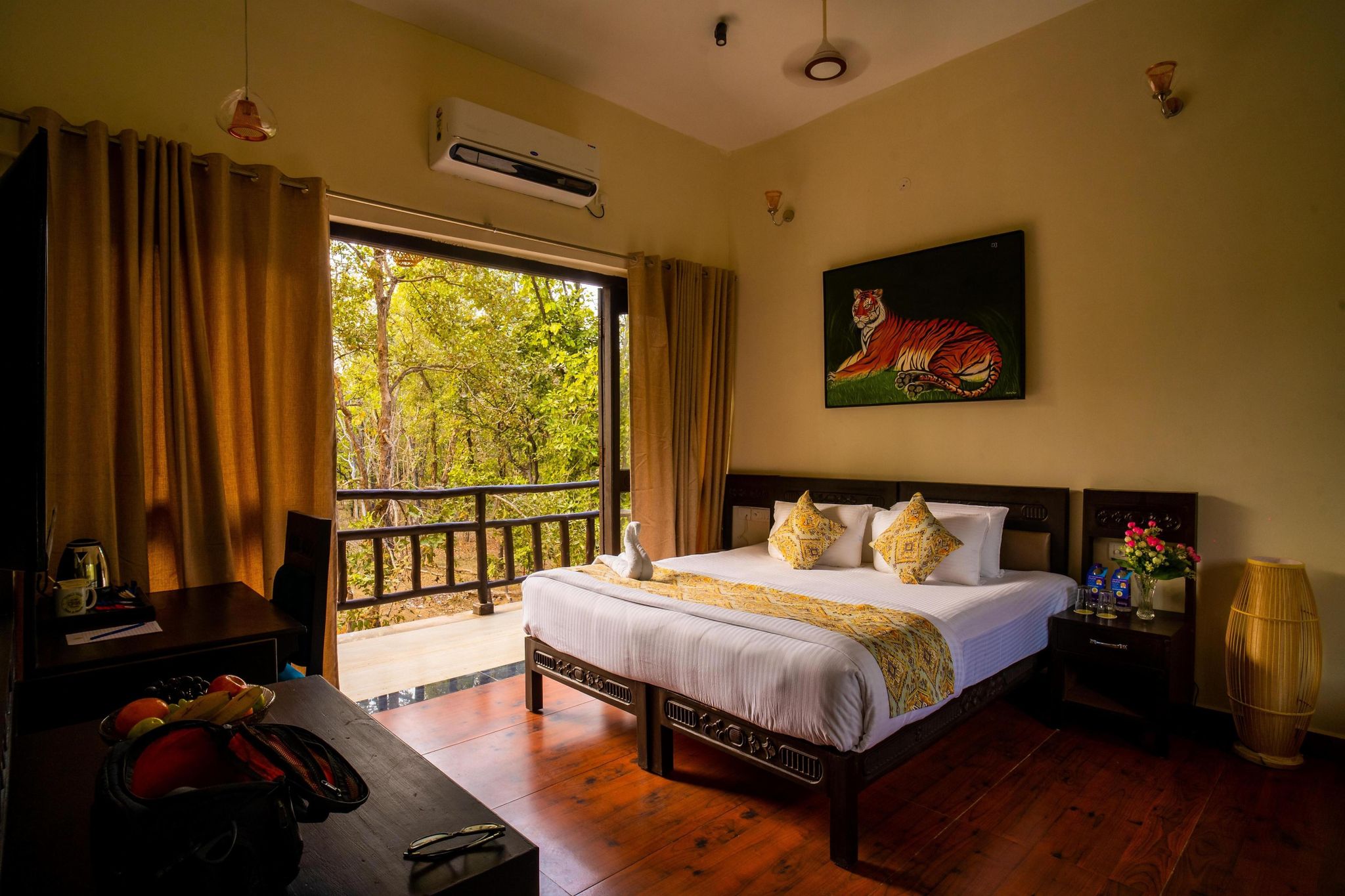 Lagoon Rooms