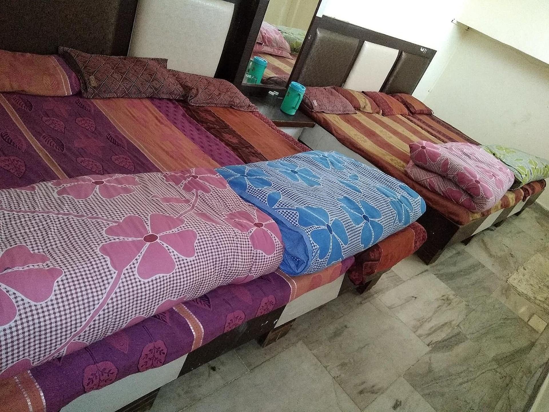 Bunk Bed in Mixed Dormitory Room