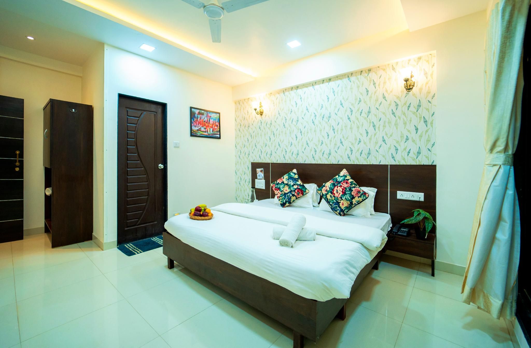 Dream Paradise Hotel & Villa By Avisaa Standard Room