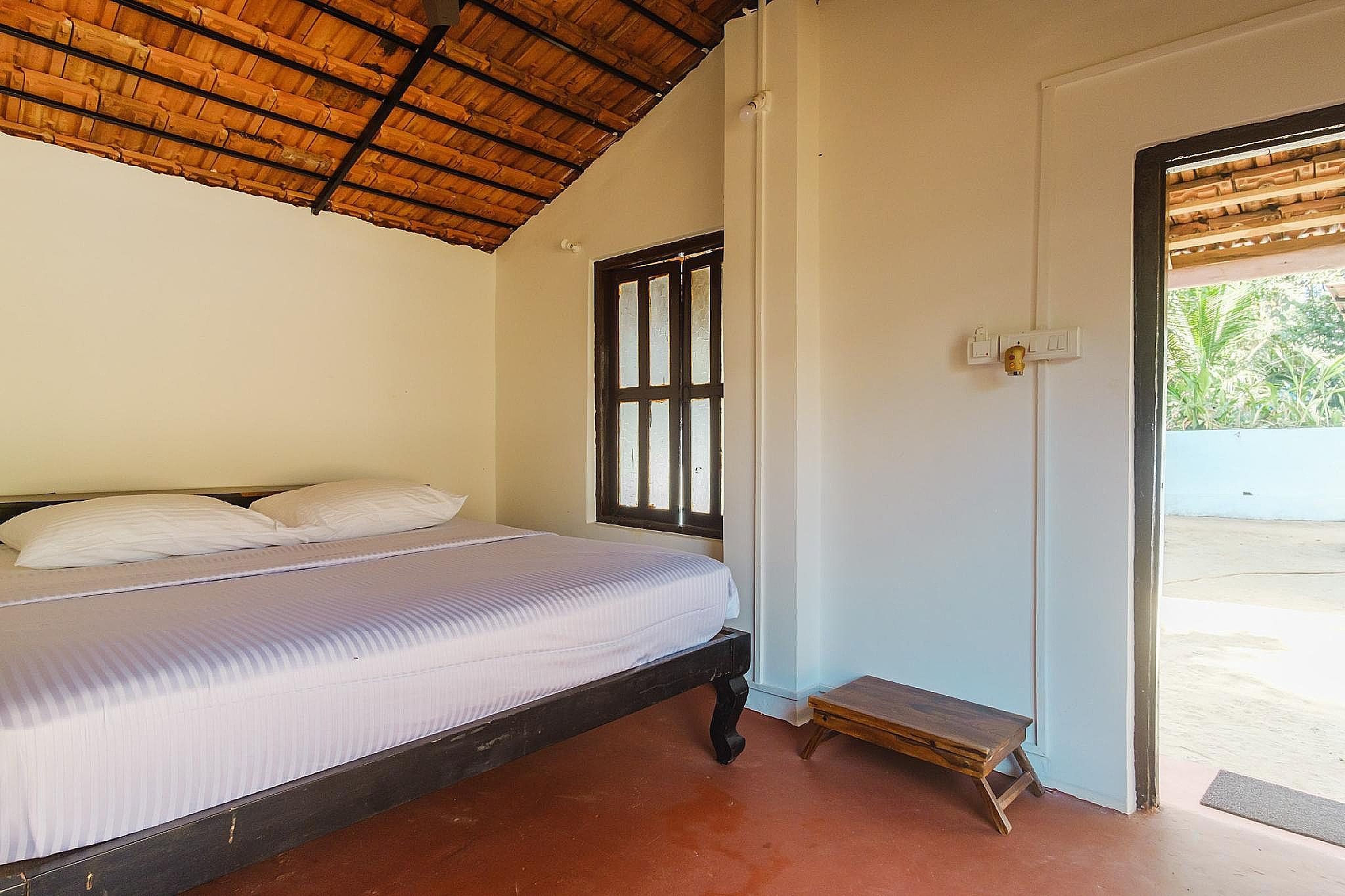 Cottage with Private Garden