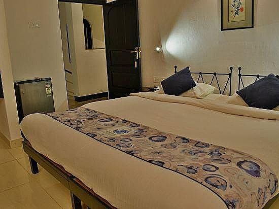 BAY VIEW STANDARD AC ROOM